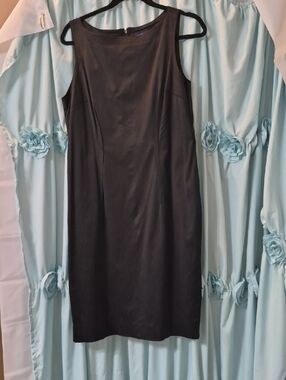 Martin + Osa Classic Black Sleek Pleated Sleeveless Sheath Perfect Dress Sz 14